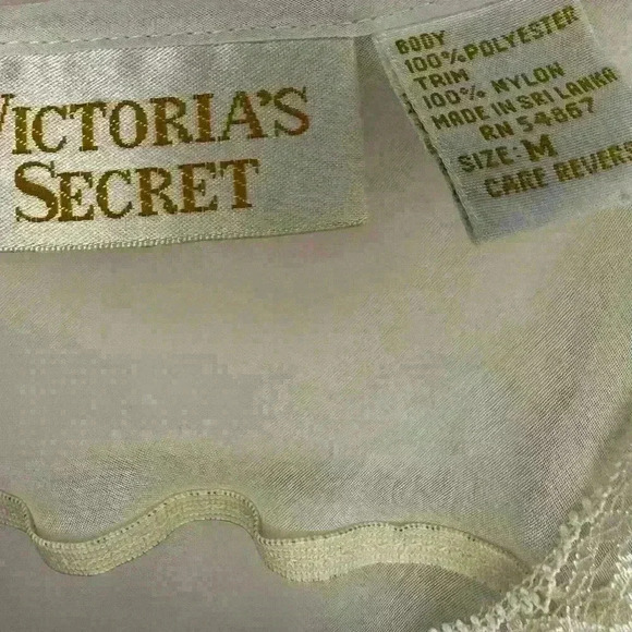 Vintage Rare Victoria’s Secret Nightie - Picture 5 of 6